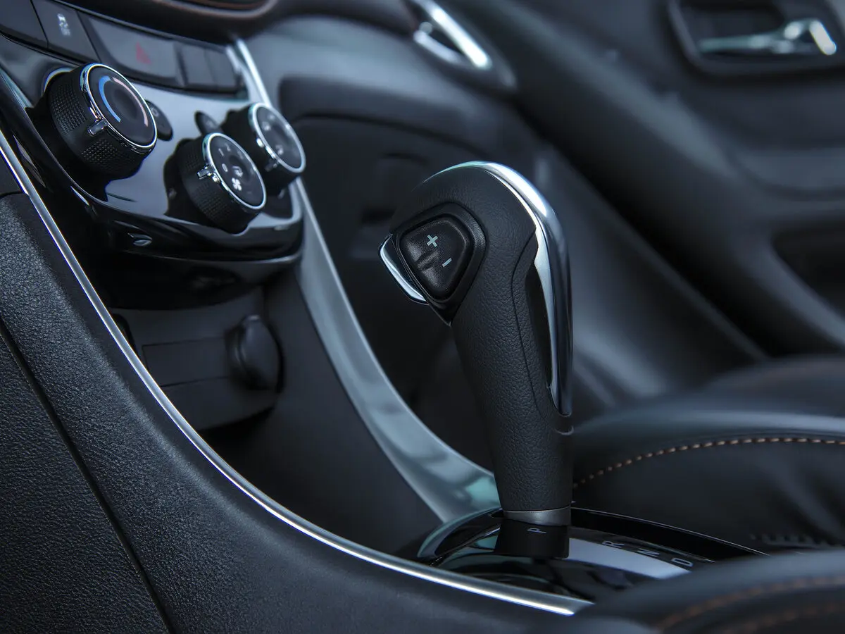 Chevrolet Trax I Рестайлинг Внедорожник 5 дв. — сүрөт 8