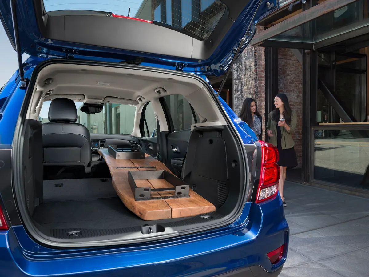 Chevrolet Trax I Рестайлинг Внедорожник 5 дв. — сүрөт 9
