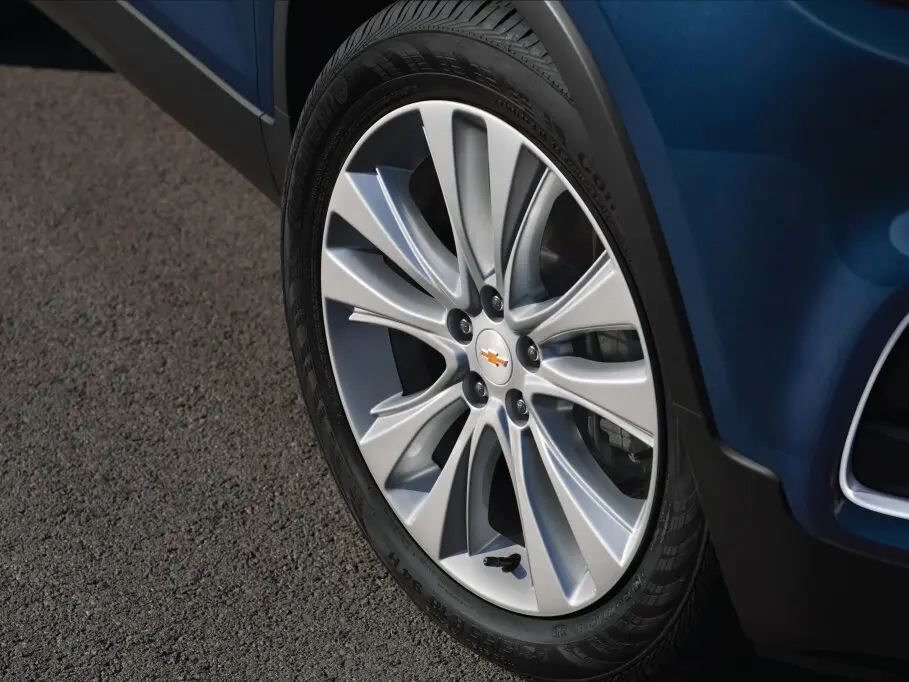 Chevrolet Trax I Рестайлинг Внедорожник 5 дв. — сүрөт 13