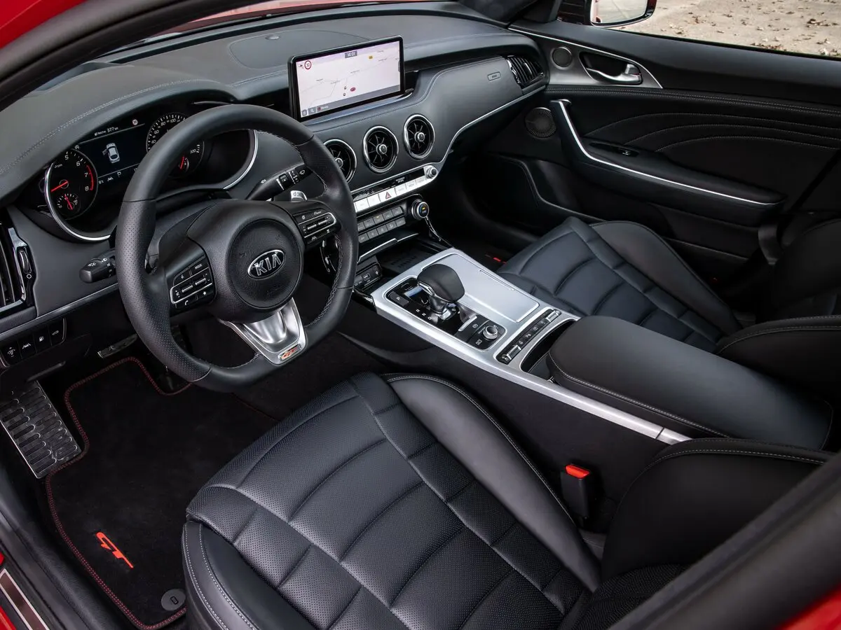 Kia Stinger I Рестайлинг Лифтбек — фото 7