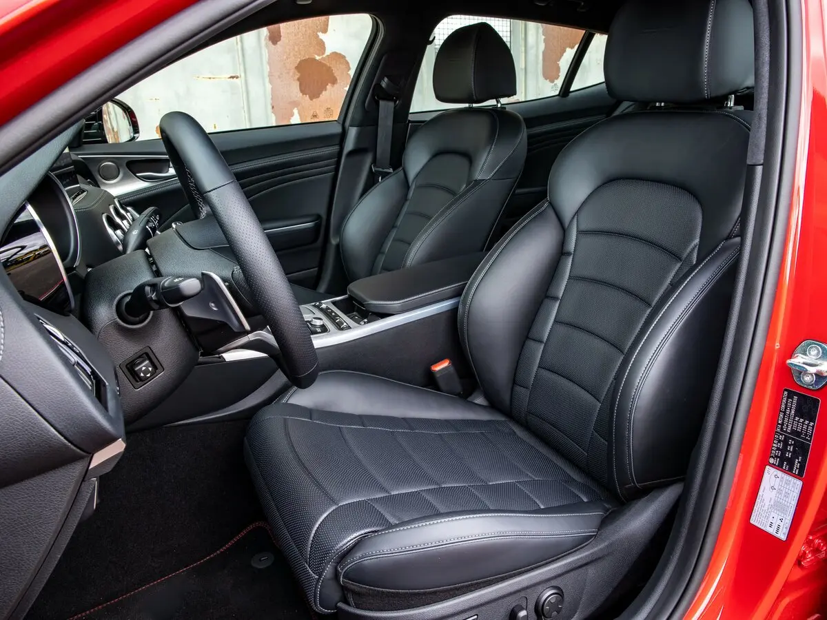 Kia Stinger I Рестайлинг Лифтбек — фото 8