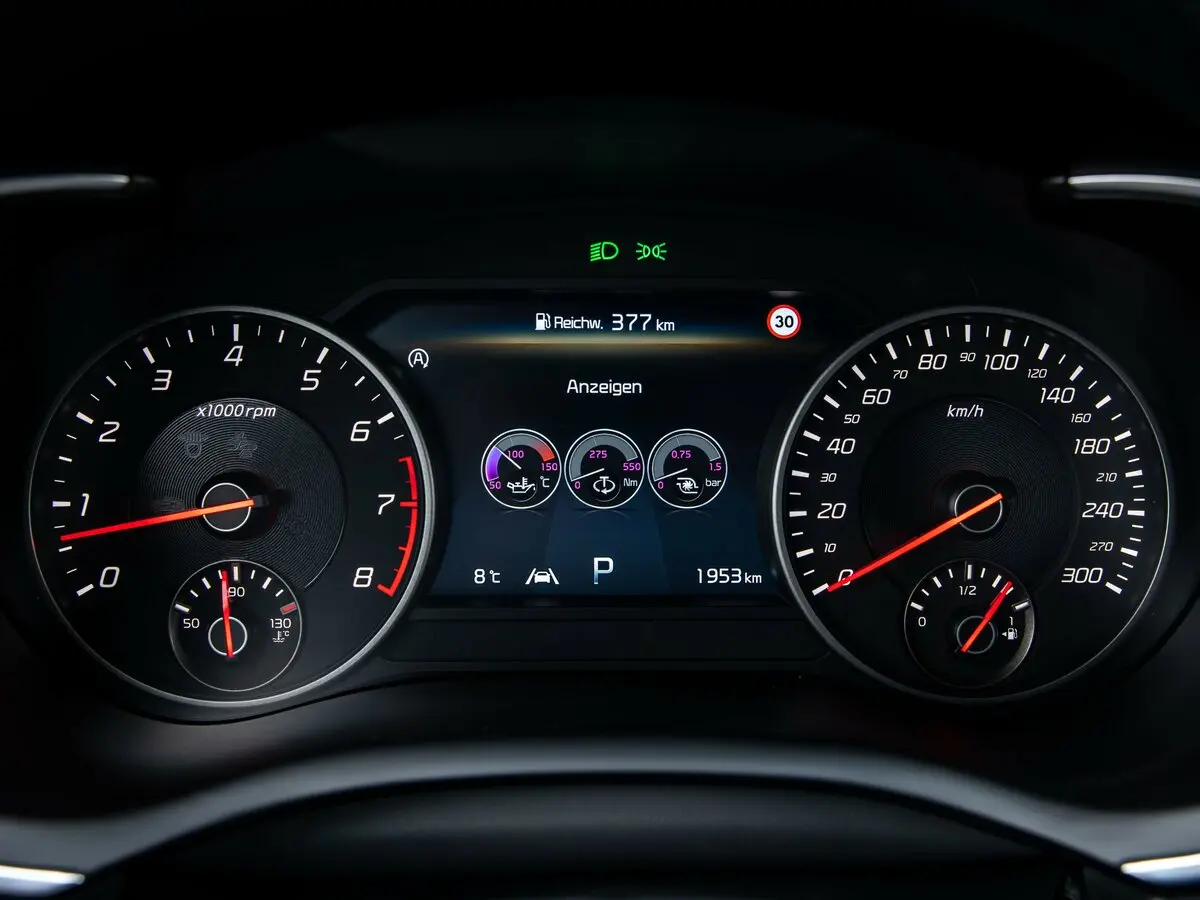 Kia Stinger I Рестайлинг Лифтбек — фото 9