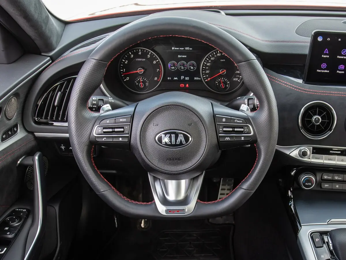 Kia Stinger I Рестайлинг Лифтбек — фото 26