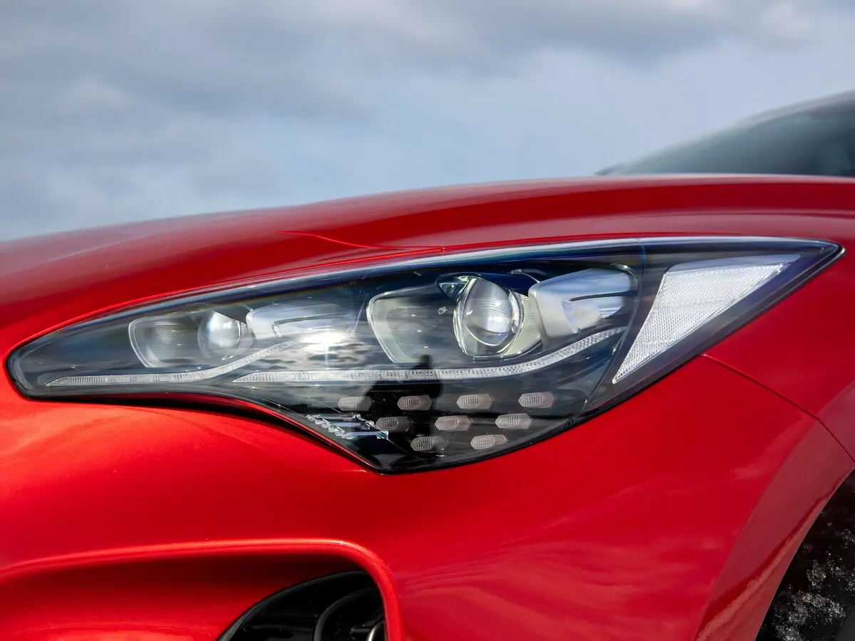 Kia Stinger I Рестайлинг Лифтбек — фото 32