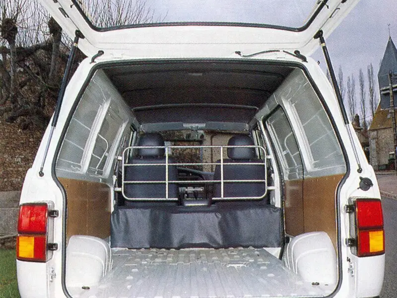 Toyota Lite Ace IV Фургон — фото 6