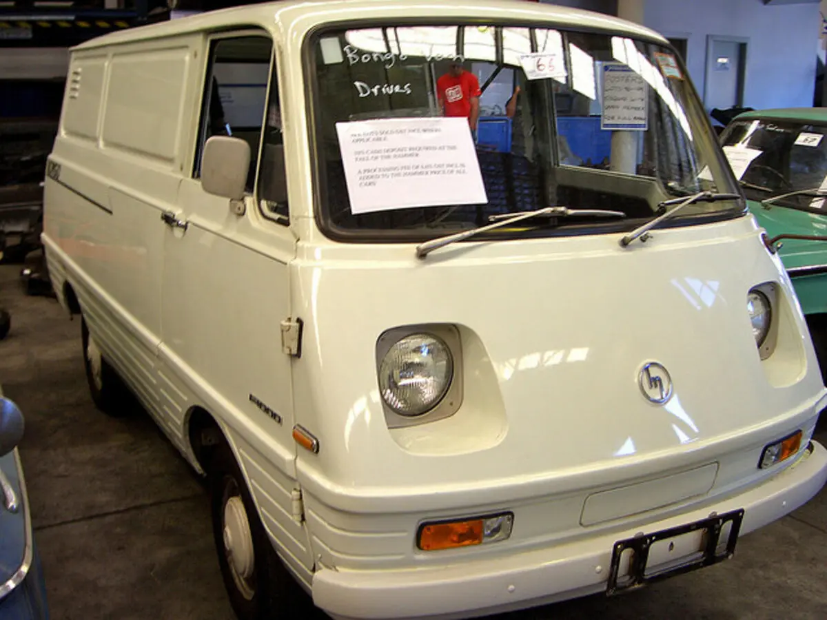 Mazda Bongo I Фургон
