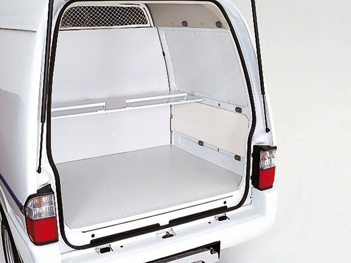Mazda Bongo IV Фургон — photo 4