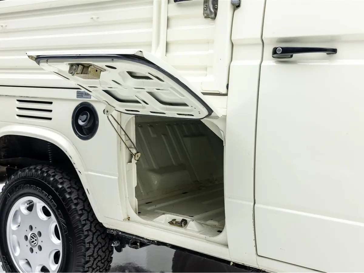 Volkswagen Transporter T3 Пикап Двойная кабина — сүрөт 16