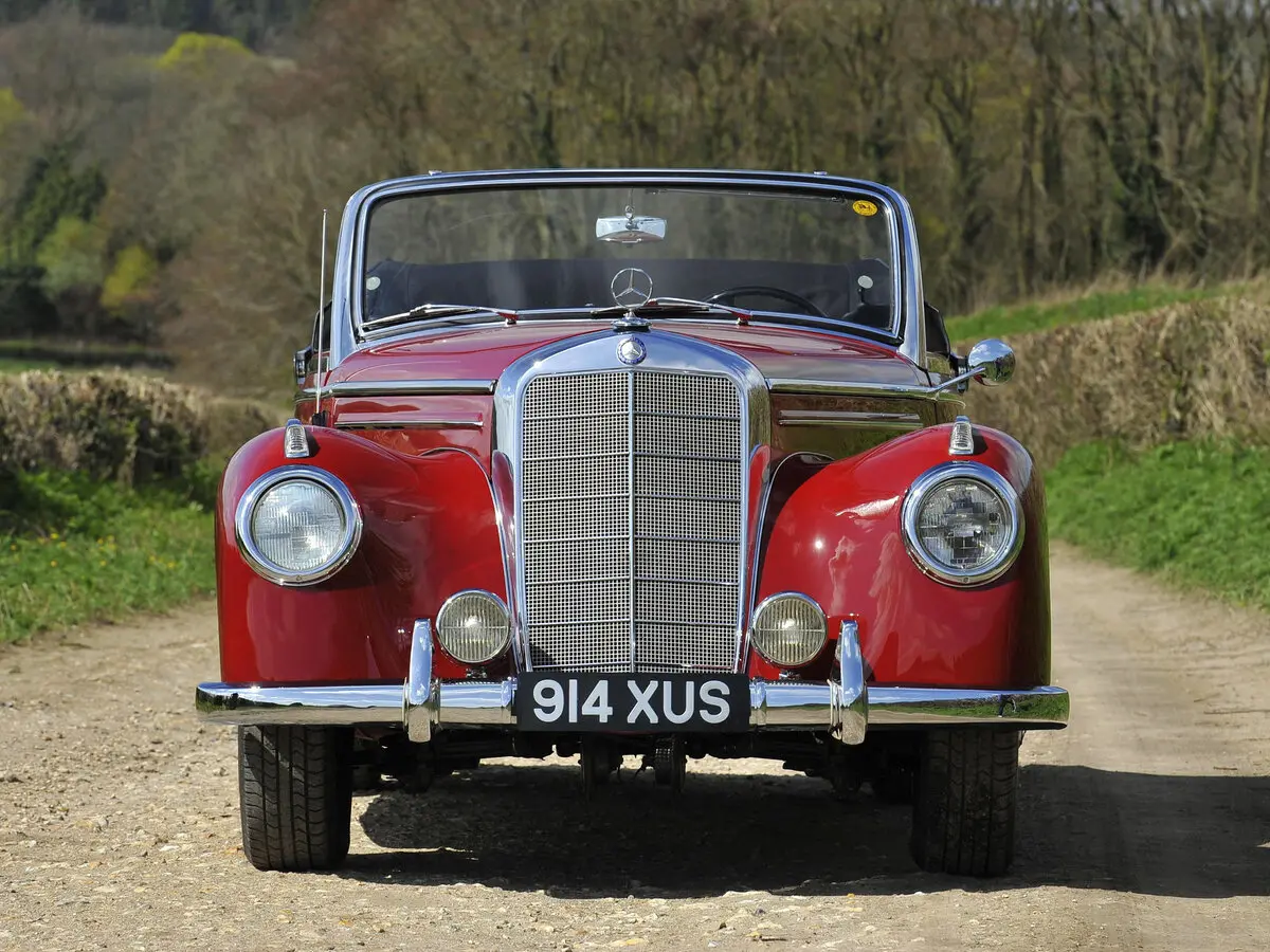 Mercedes-Benz 220 (W187) 1951 – 1955 Кабриолет — сүрөт 3