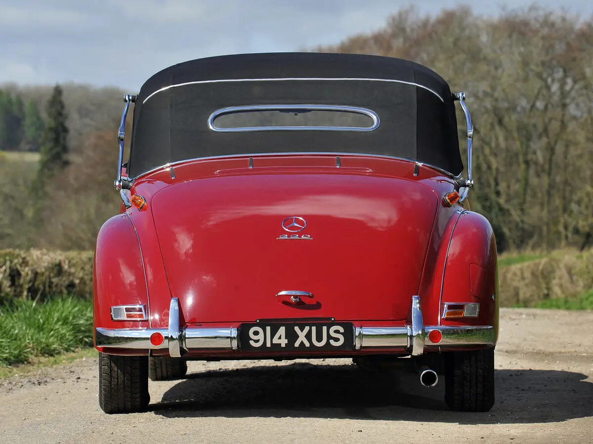 Mercedes-Benz 220 (W187) 1951 – 1955 Кабриолет — сүрөт 4
