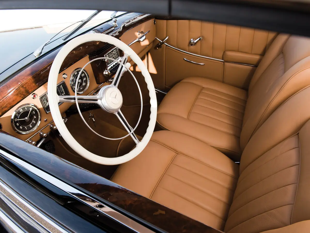 Mercedes-Benz 220 (W187) 1951 – 1955 Кабриолет — сүрөт 8