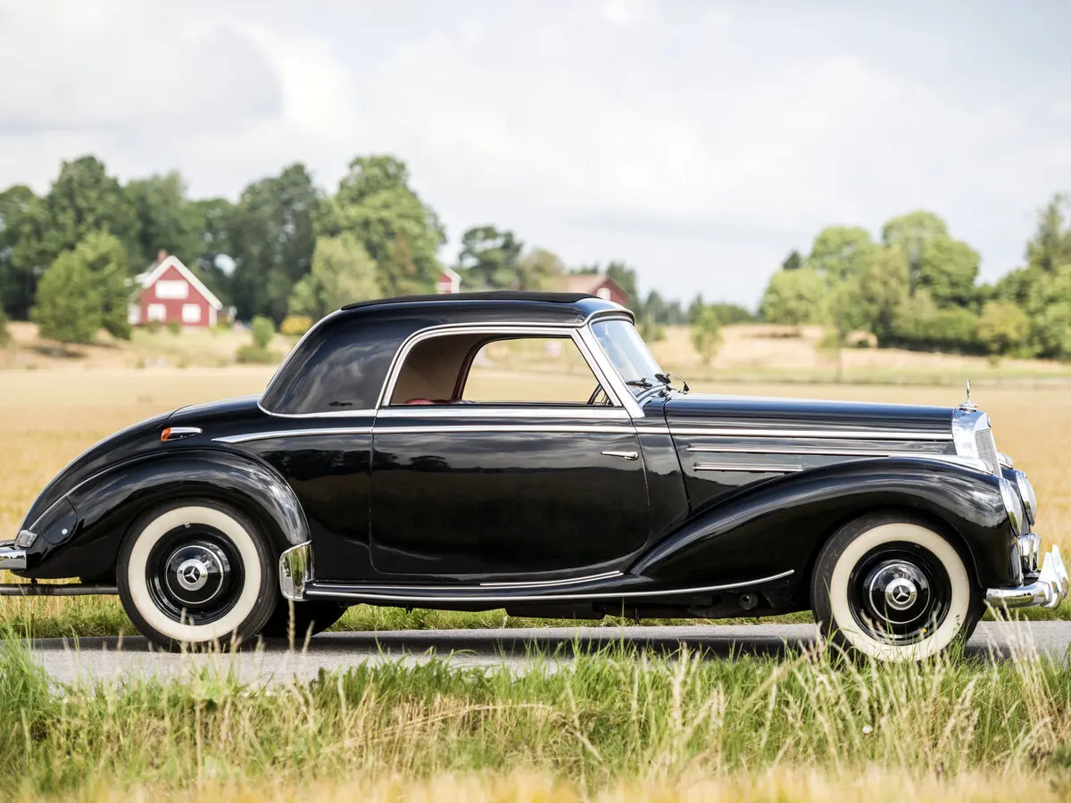 Mercedes-Benz 220 (W187) 1951 – 1955 Купе — сүрөт 2