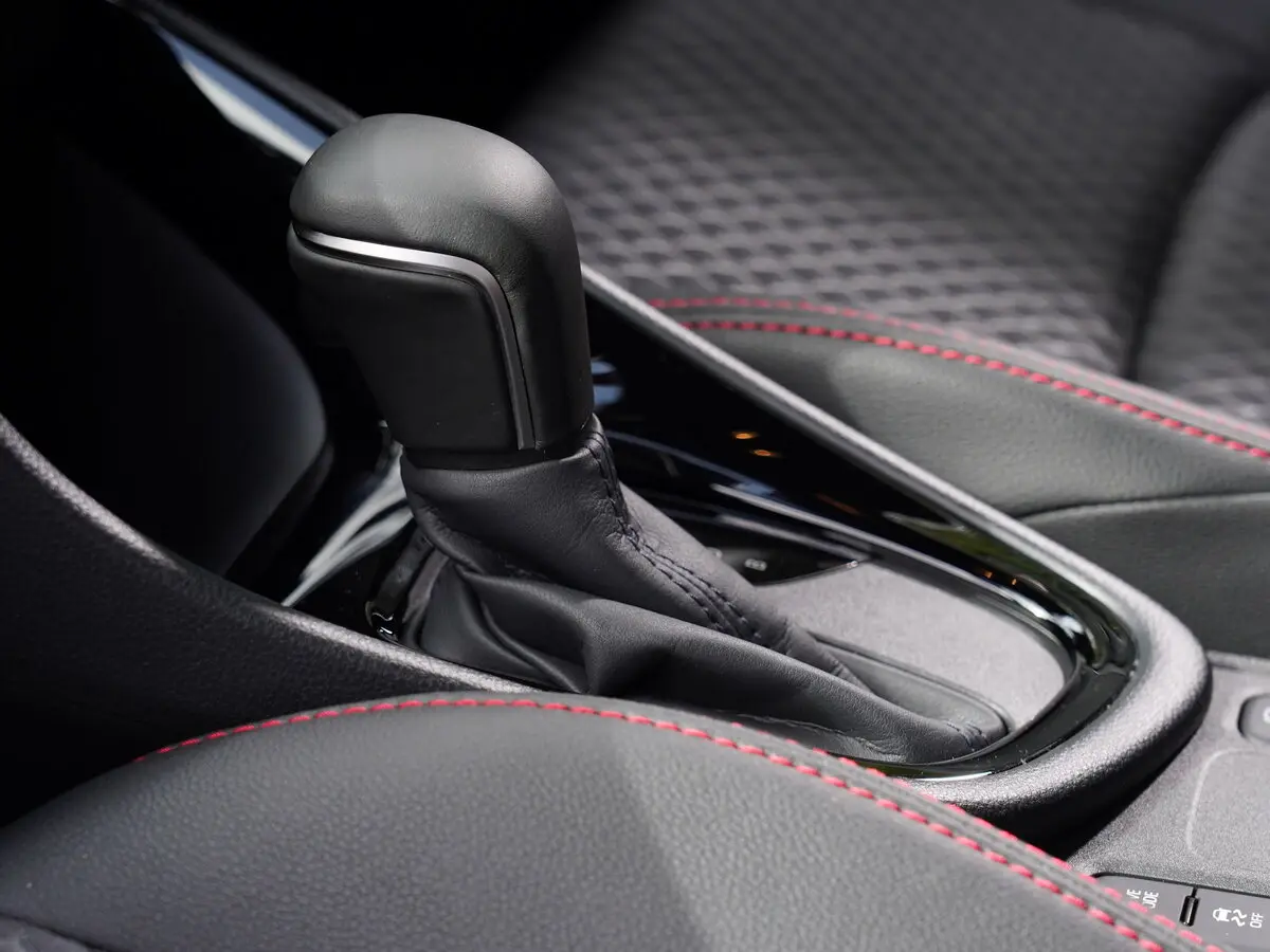 Toyota Yaris IV Хэтчбек 5 дв. — сүрөт 11