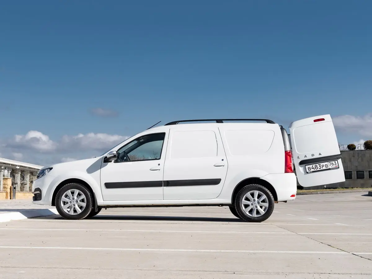 Lada (ВАЗ) Largus I Рестайлинг Фургон — сүрөт 2