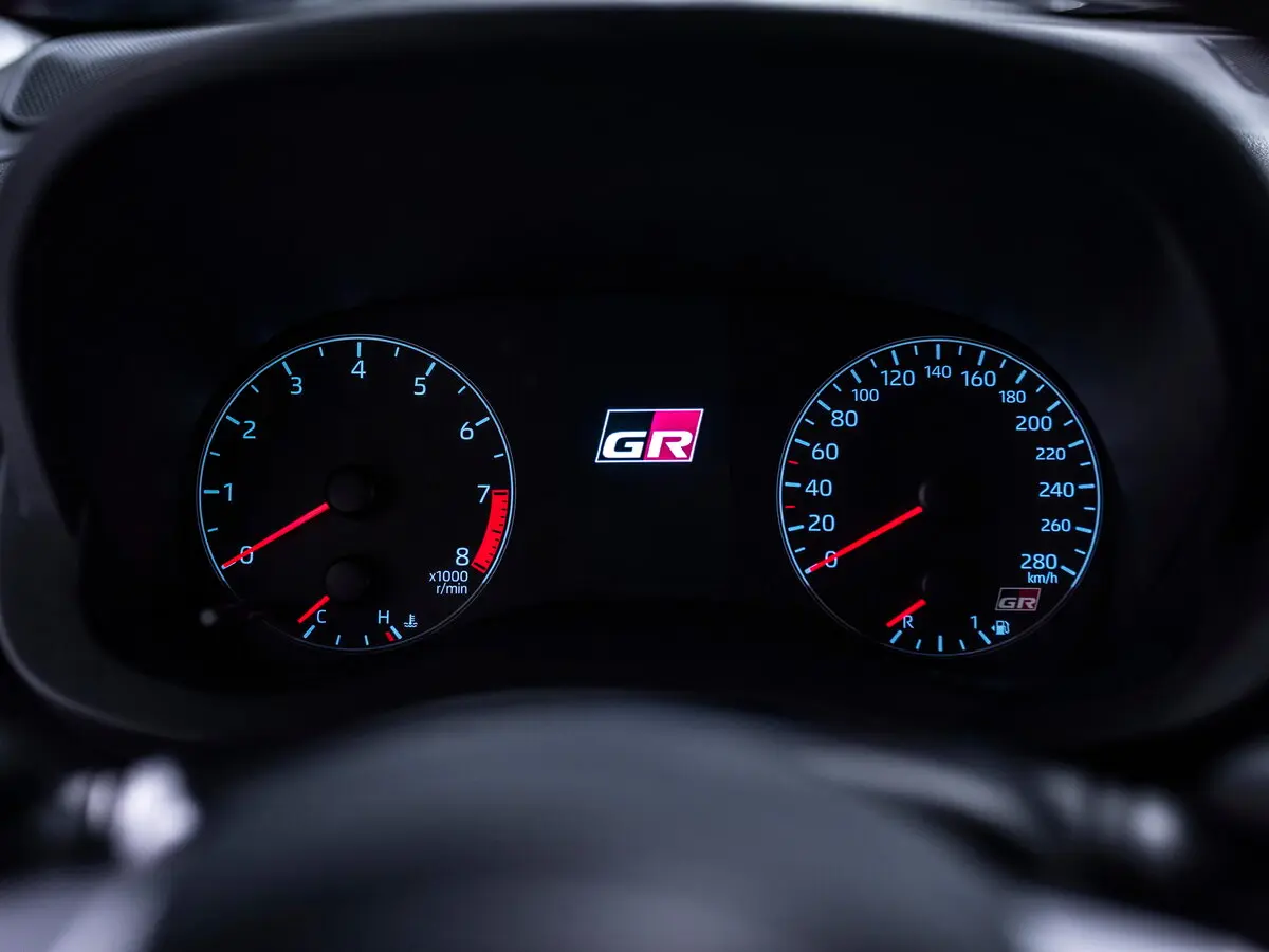 Toyota Yaris IV Хэтчбек 3 дв. GR — сүрөт 9