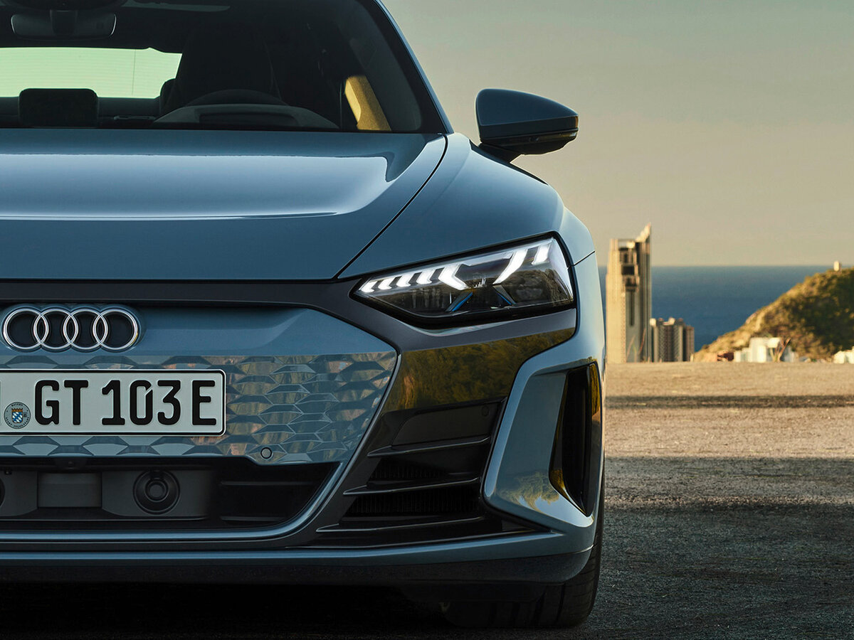 Audi e-tron GT I Седан