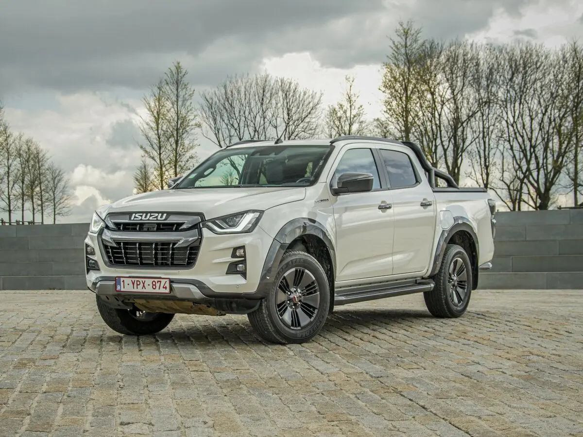 Isuzu D-Max III Пикап Двойная кабина
