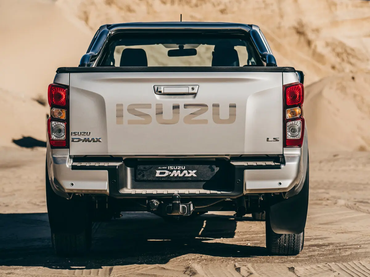 Isuzu D-Max III Пикап Полуторная кабина — сүрөт 3