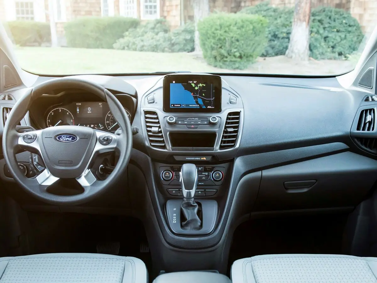 Ford Transit Connect II Рестайлинг Фургон SWB — сүрөт 5