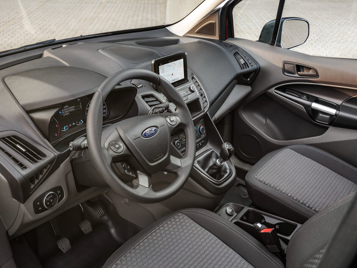 Ford Transit Connect II Рестайлинг Фургон SWB — фото 7