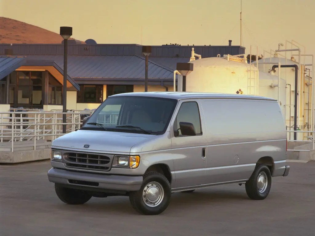 Ford Econoline IV Фургон