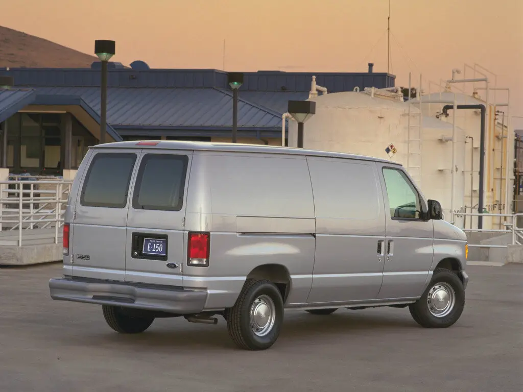 Ford Econoline IV Фургон — сүрөт 2