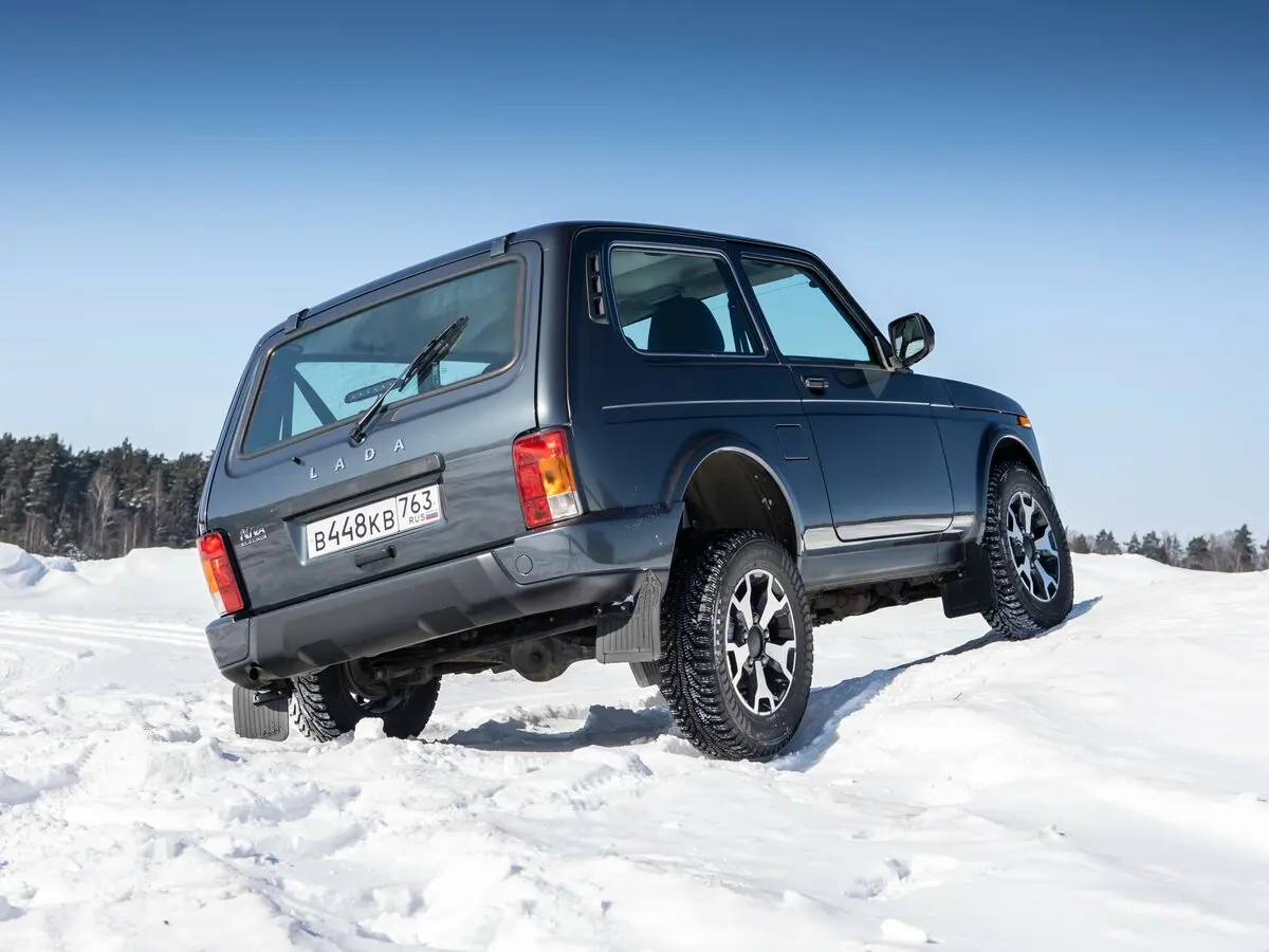 Lada (ВАЗ) Niva Legend I Внедорожник 3 дв. — сүрөт 12
