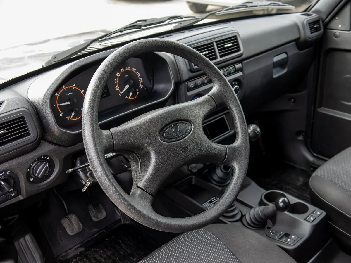 Lada (ВАЗ) Niva Legend I Внедорожник 3 дв. — сүрөт 17
