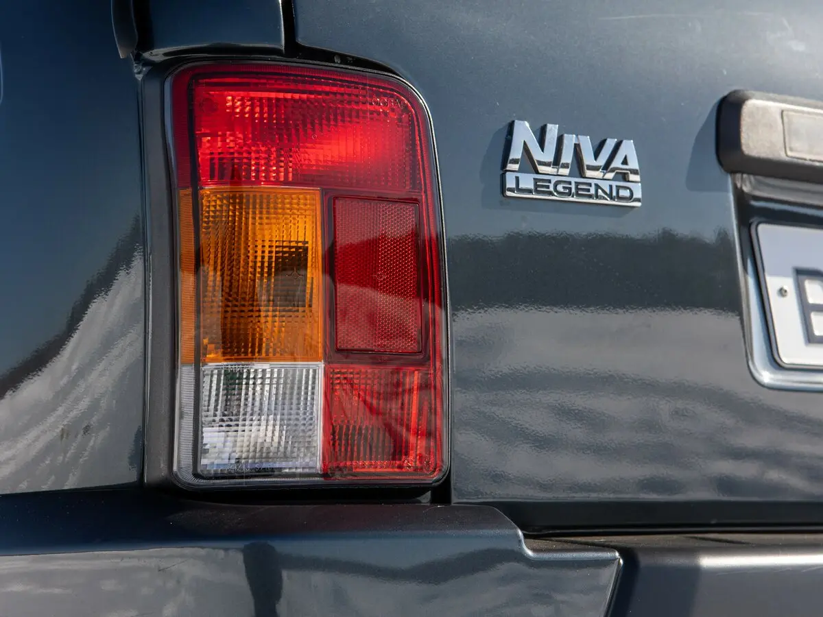 Lada (ВАЗ) Niva Legend I Внедорожник 3 дв. — сүрөт 23