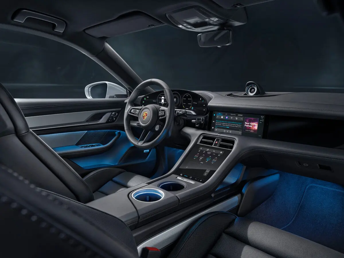 Porsche Taycan I Универсал 5 дв. Cross Turismo — сүрөт 7
