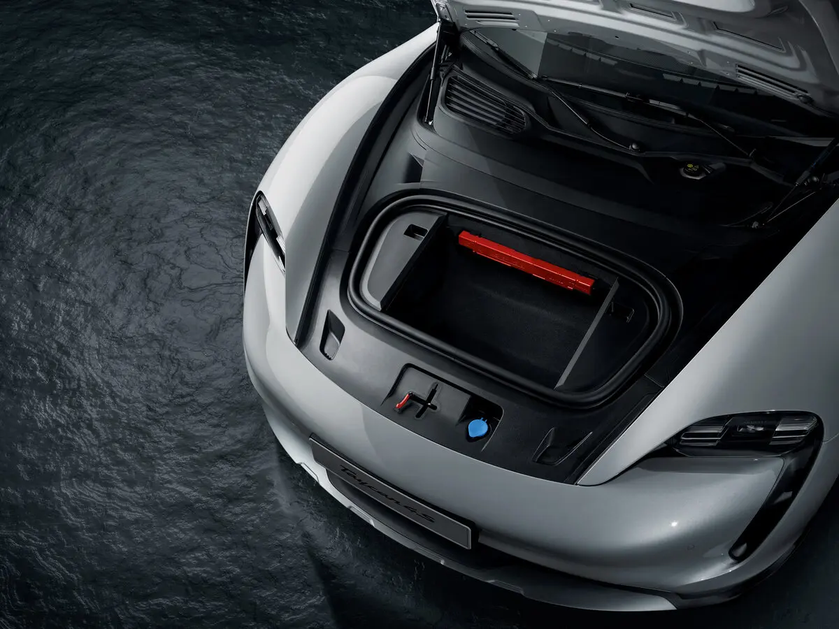 Porsche Taycan I Универсал 5 дв. Cross Turismo — сүрөт 12