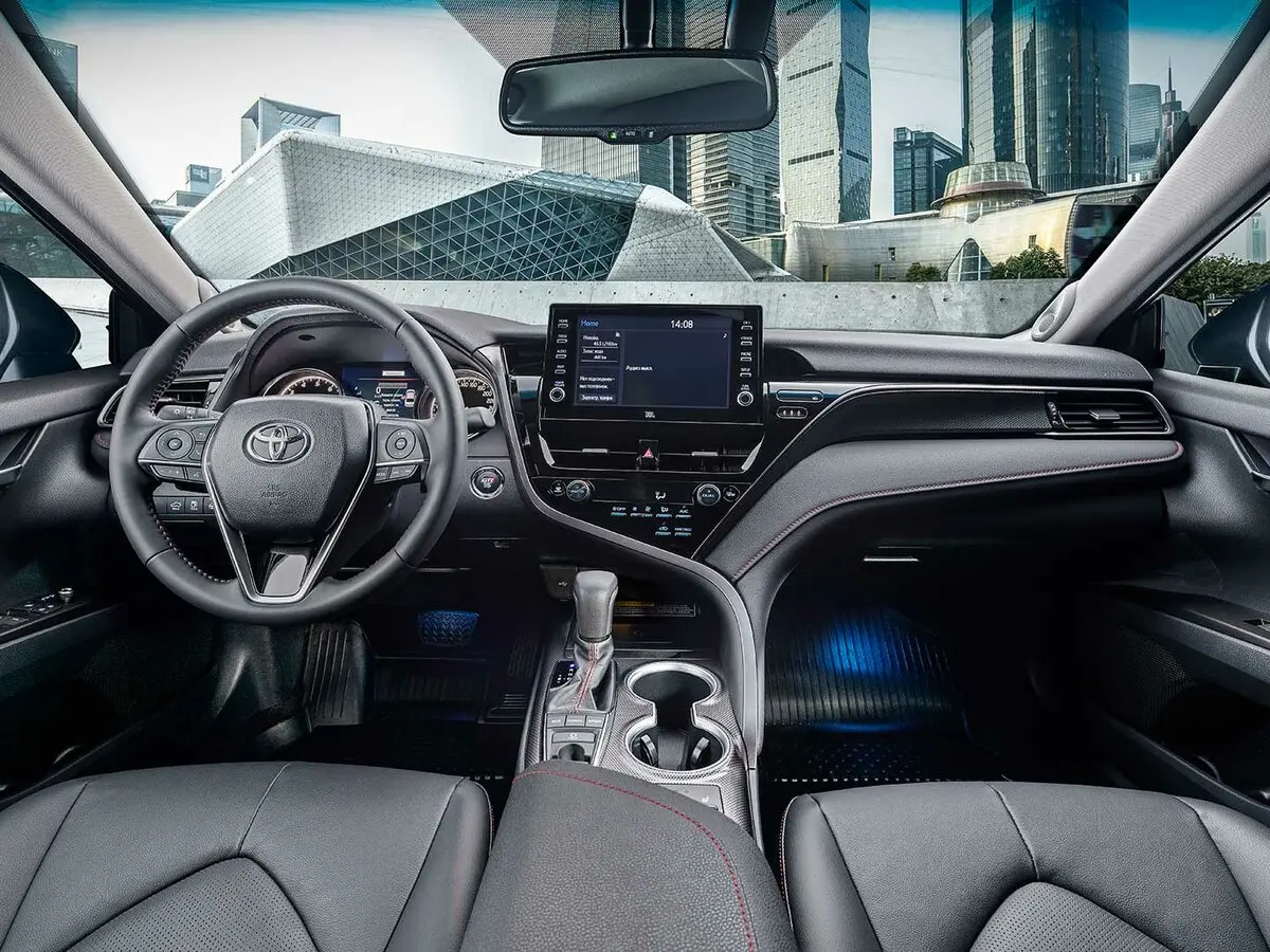 Toyota Camry VIII (XV70) Рестайлинг Седан — сүрөт 5