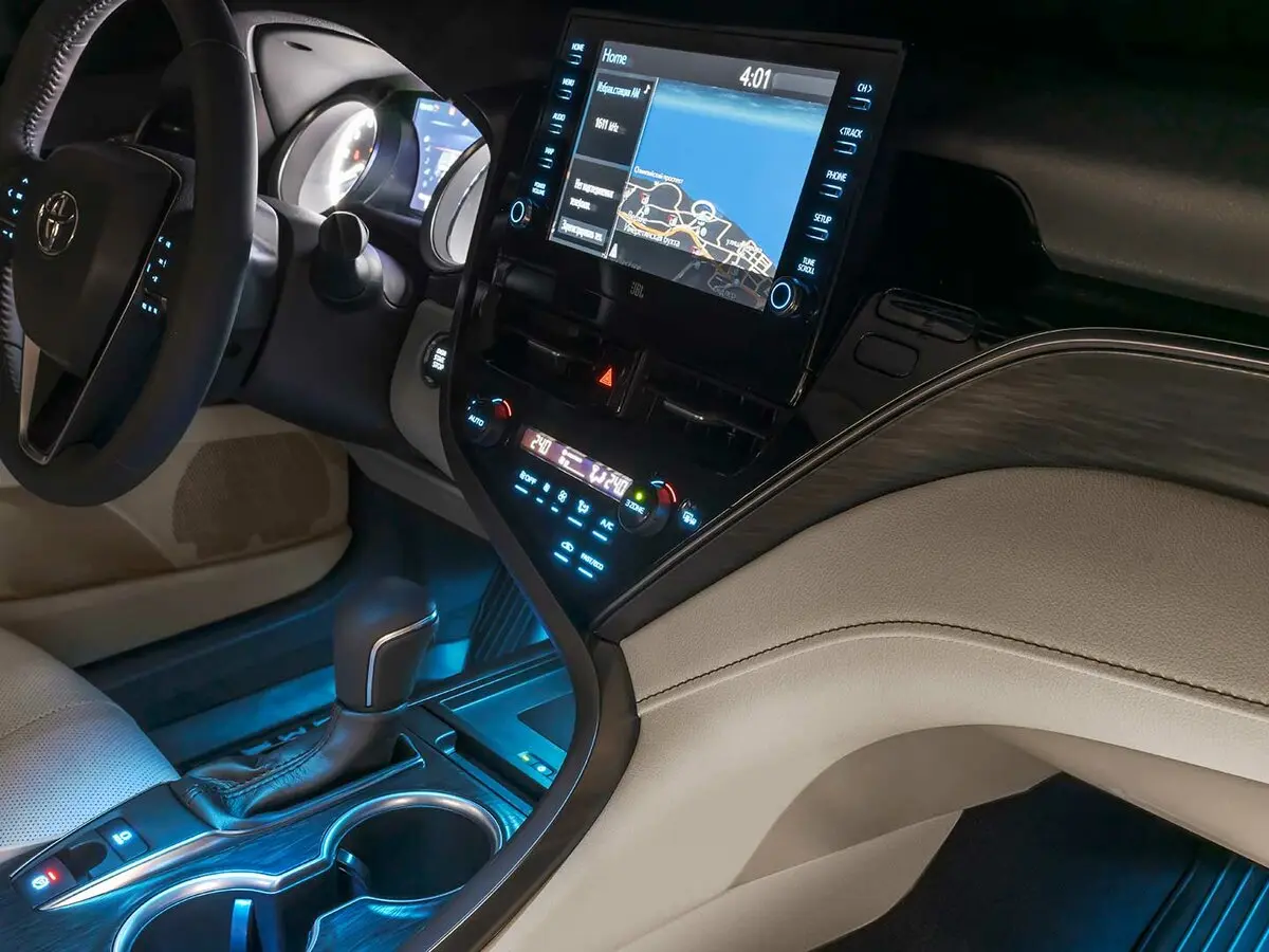 Toyota Camry VIII (XV70) Рестайлинг Седан — сүрөт 6