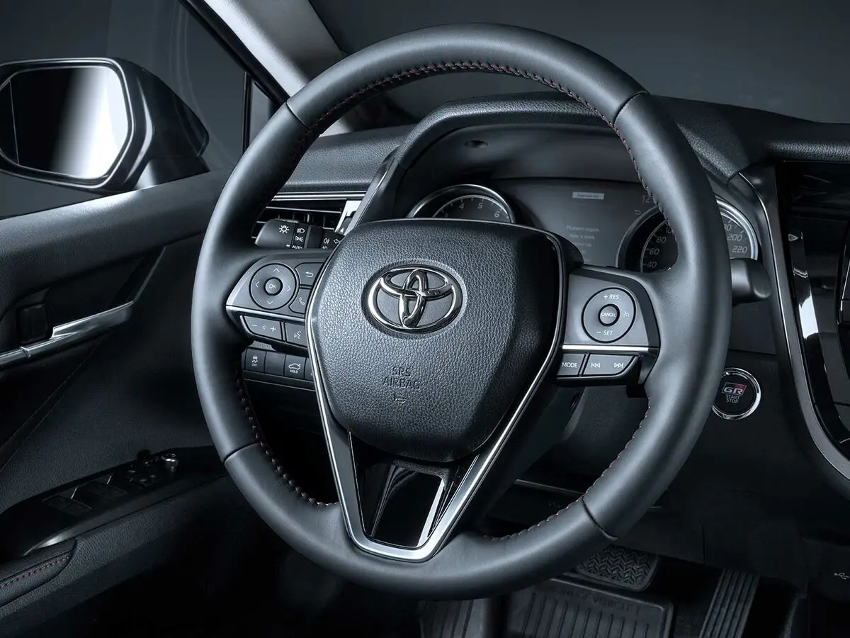 Toyota Camry VIII (XV70) Рестайлинг Седан — сүрөт 8