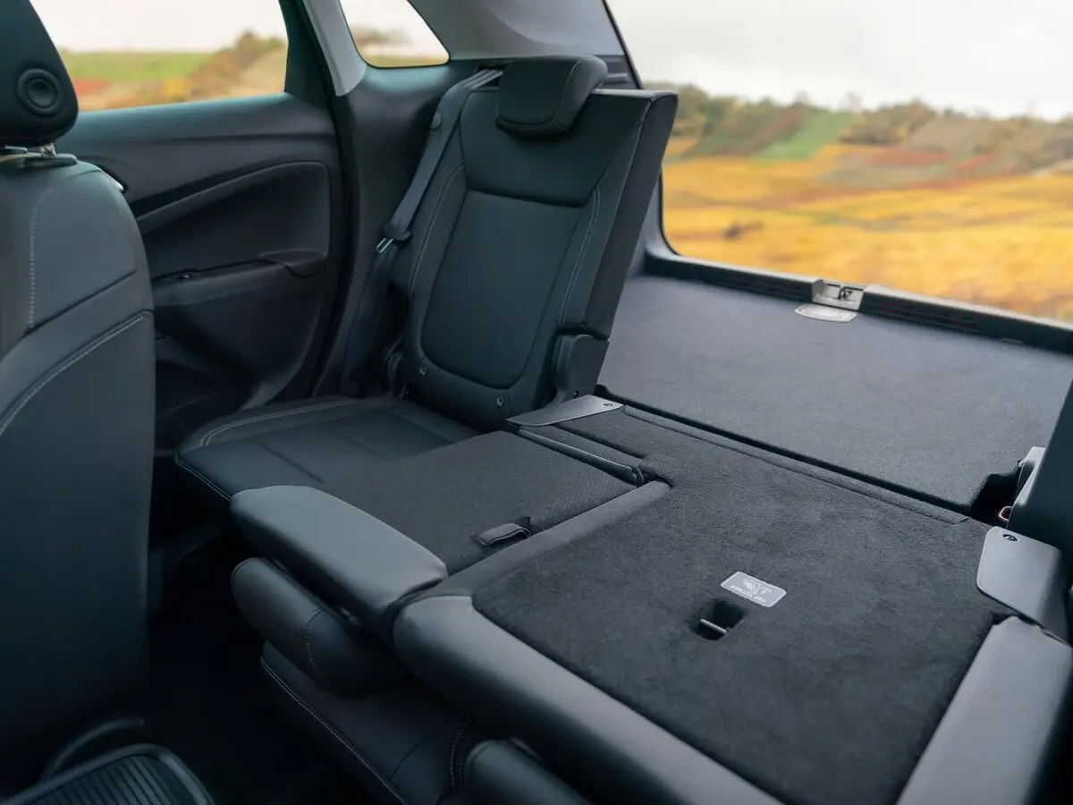 Opel Crossland X I Рестайлинг Внедорожник 5 дв. — сүрөт 12