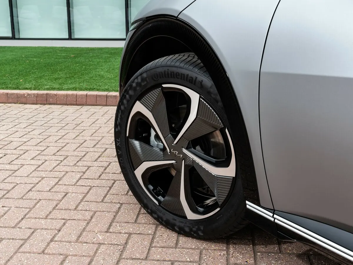 Kia EV6 I Внедорожник 5 дв. — сүрөт 18