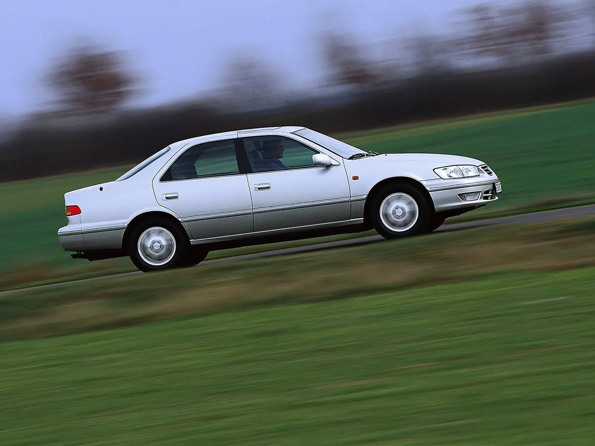 Toyota Camry IV (XV20) Рестайлинг Седан — сүрөт 3