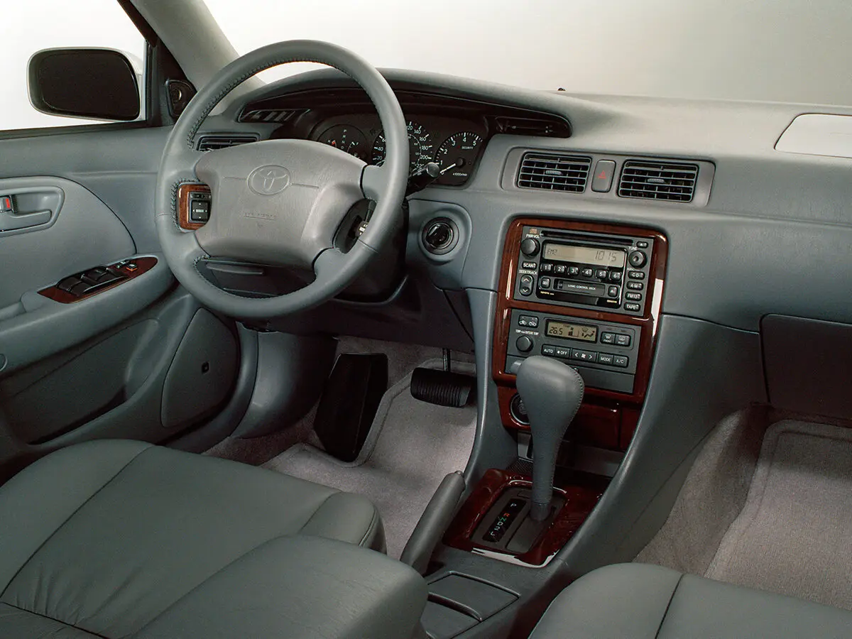 Toyota Camry IV (XV20) Рестайлинг Седан — сүрөт 5