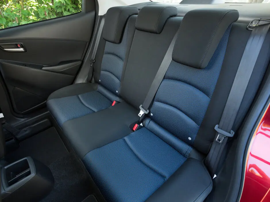 Toyota Yaris DJ/DL Седан — сүрөт 9