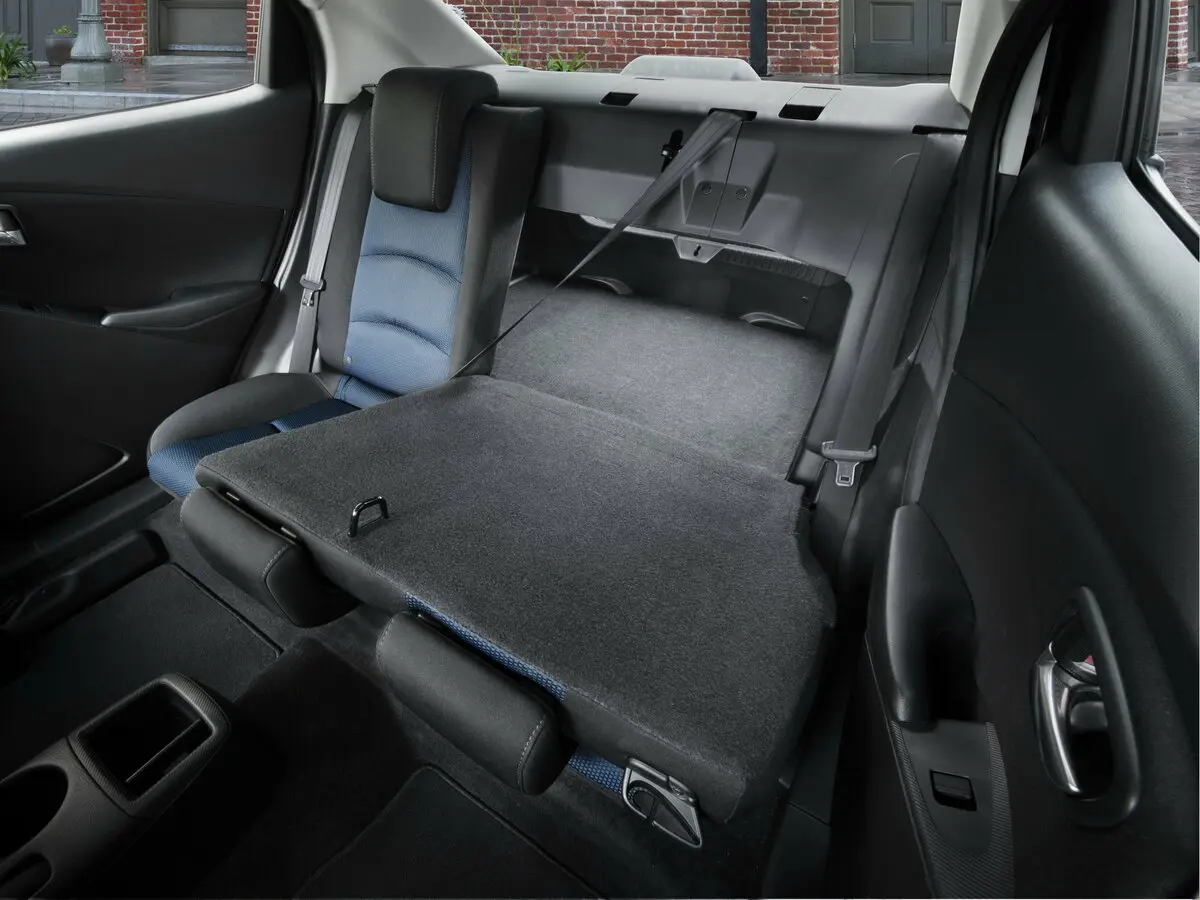 Toyota Yaris DJ/DL Седан — сүрөт 12