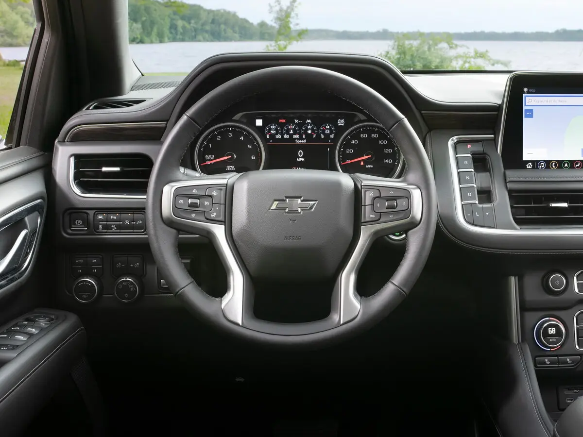 Chevrolet Suburban XII Внедорожник 5 дв. — сүрөт 8