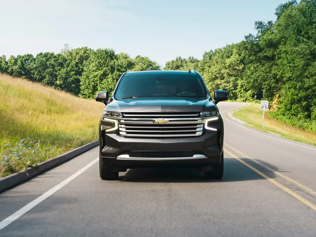 Chevrolet Tahoe V Внедорожник 5 дв. — сүрөт 3