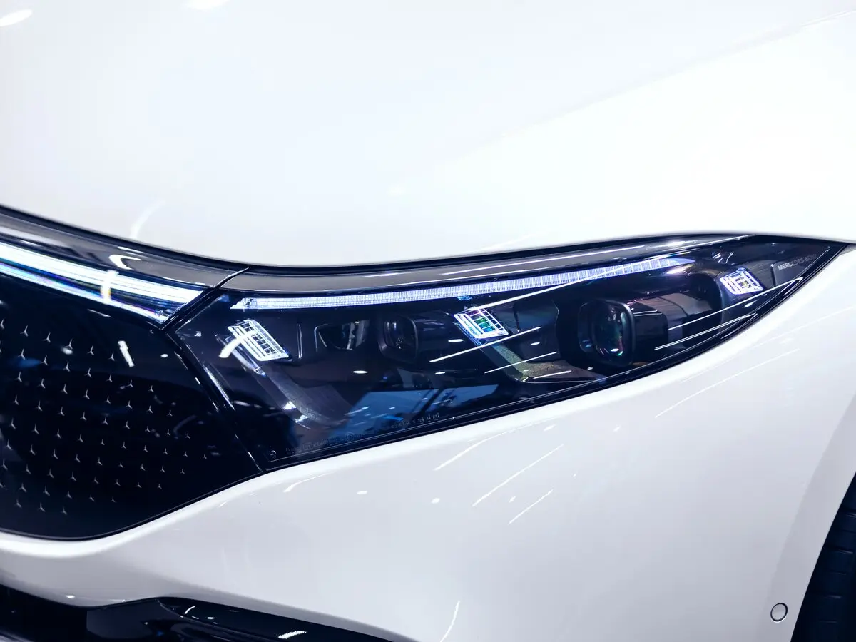 Mercedes-Benz EQS I Лифтбек — сүрөт 33