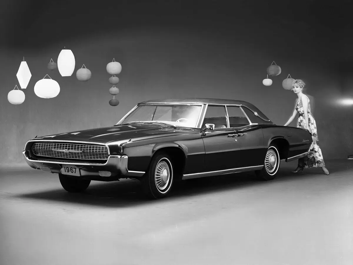 Ford Thunderbird V Седан-хардтоп