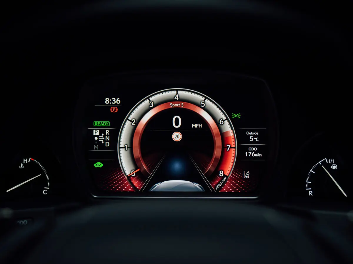 Lexus LS V Рестайлинг Седан — фото 9