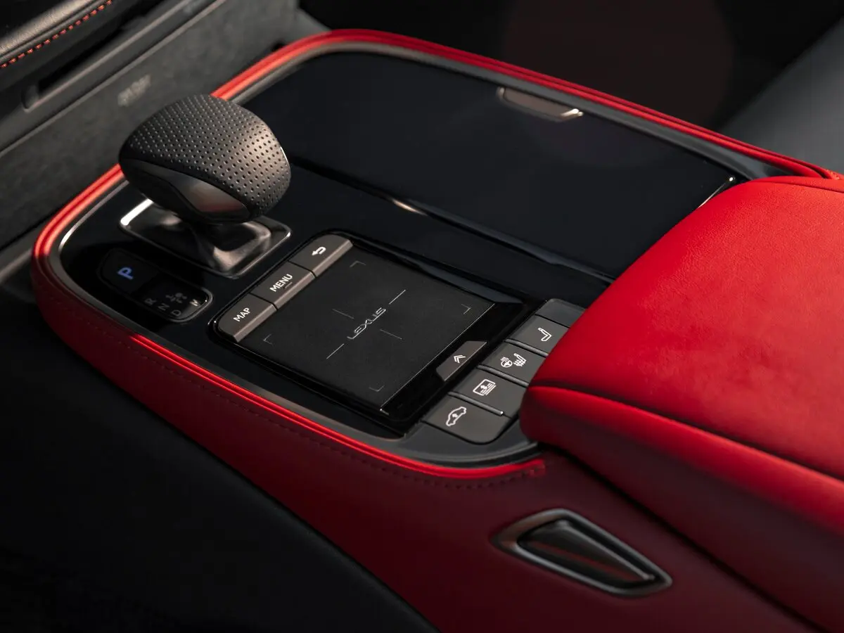Lexus LS V Рестайлинг Седан — фото 14