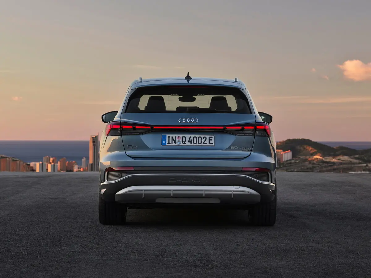 Audi Q4 e-tron I Внедорожник 5 дв. — сүрөт 4