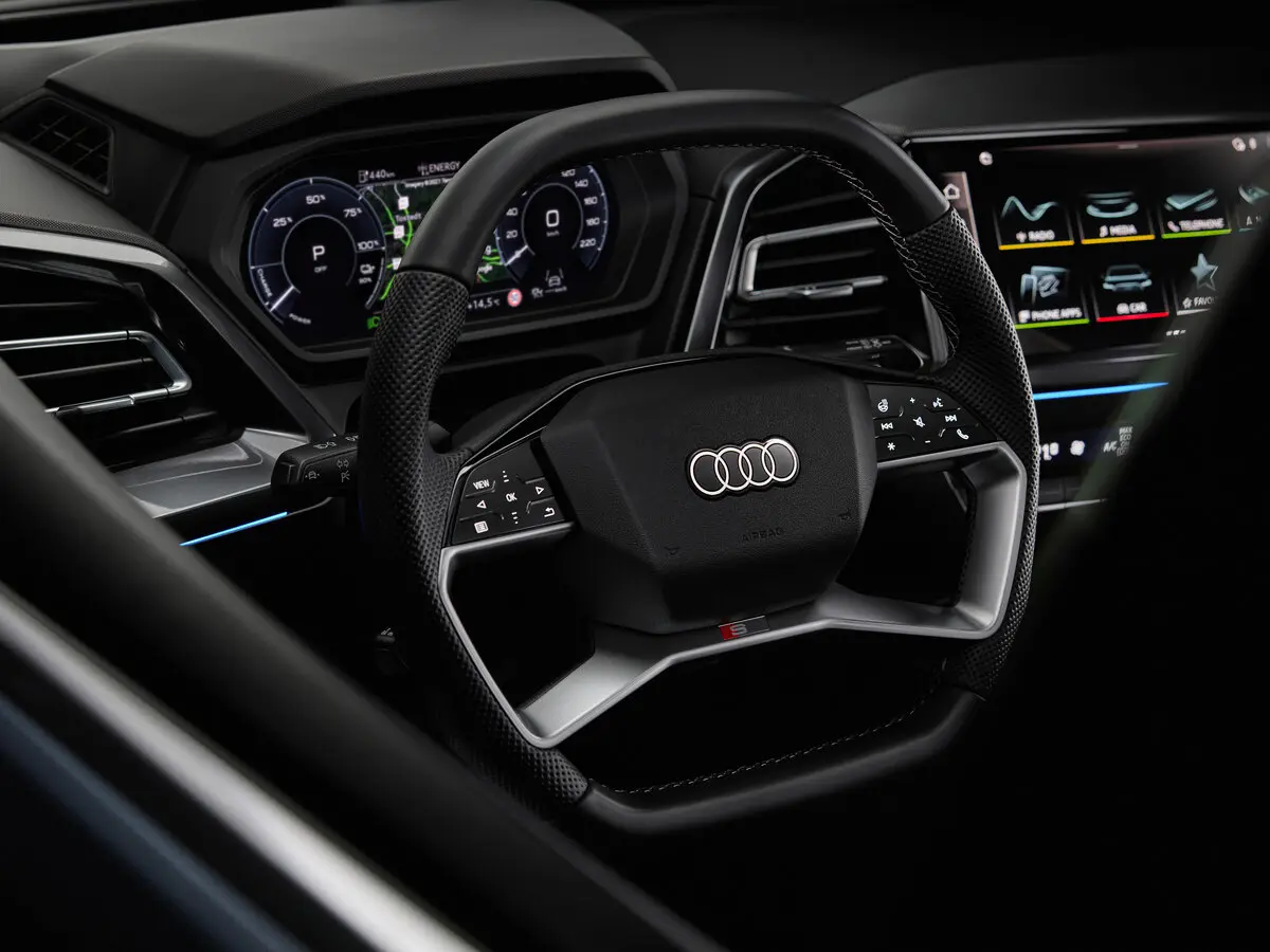 Audi Q4 e-tron I Внедорожник 5 дв. — сүрөт 10