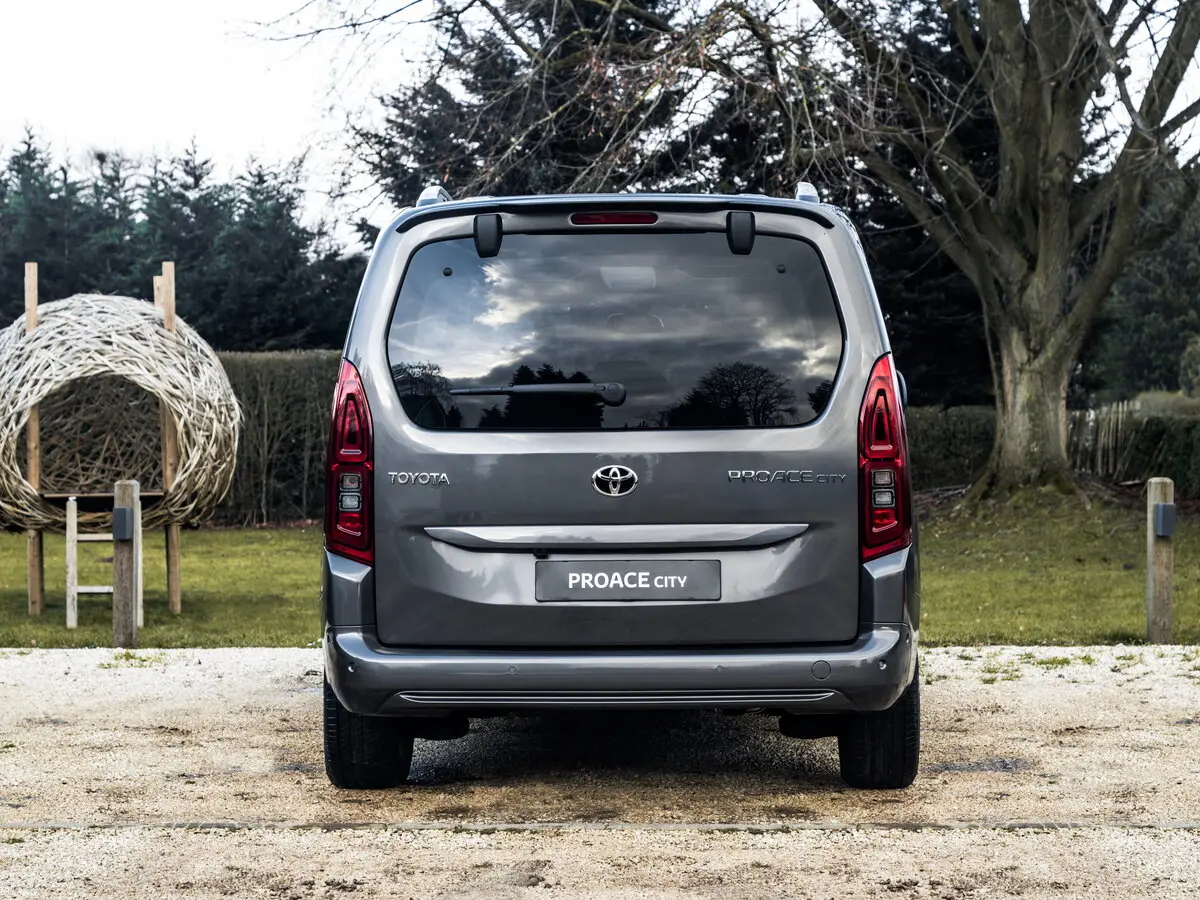 Toyota ProAce City I Компактвэн — фото 4