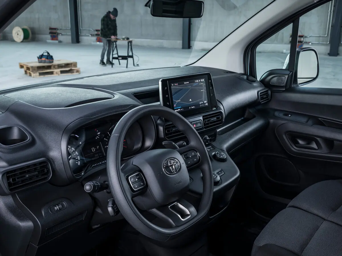 Toyota ProAce City I Компактвэн — фото 8